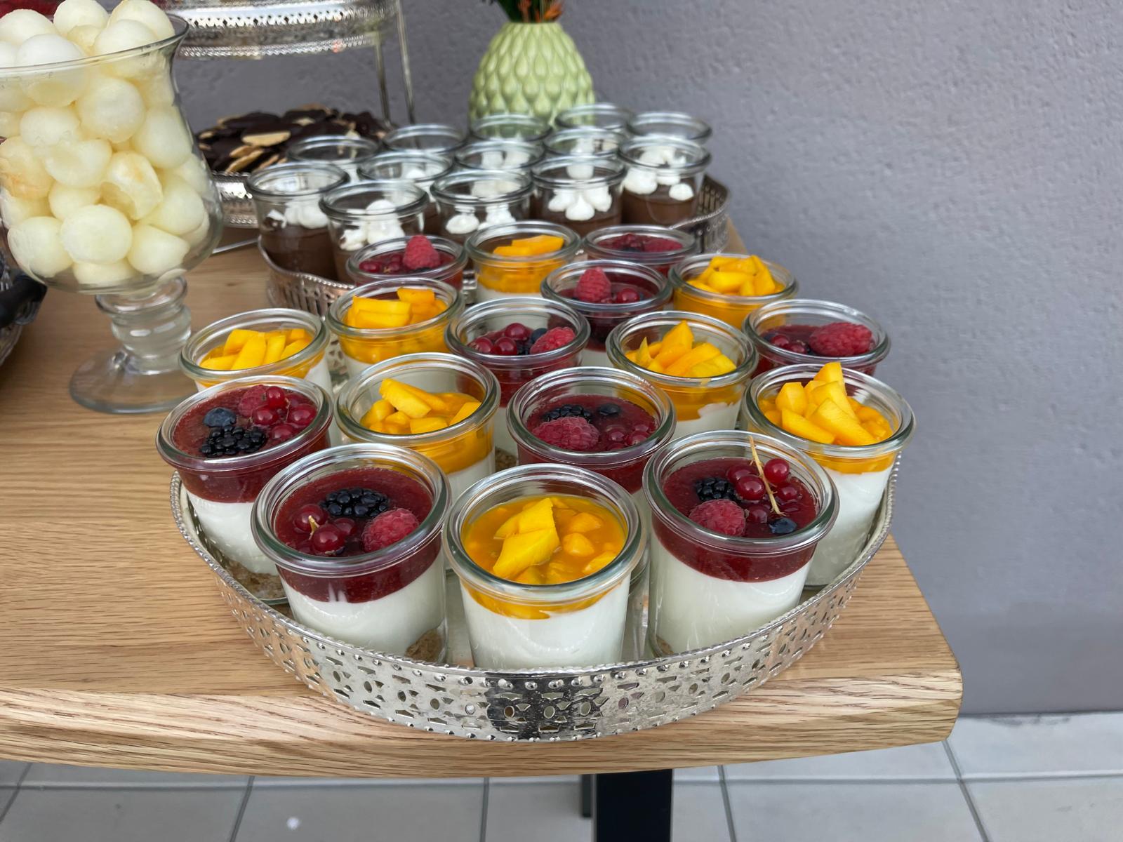 Seleção de sobremesas de catering